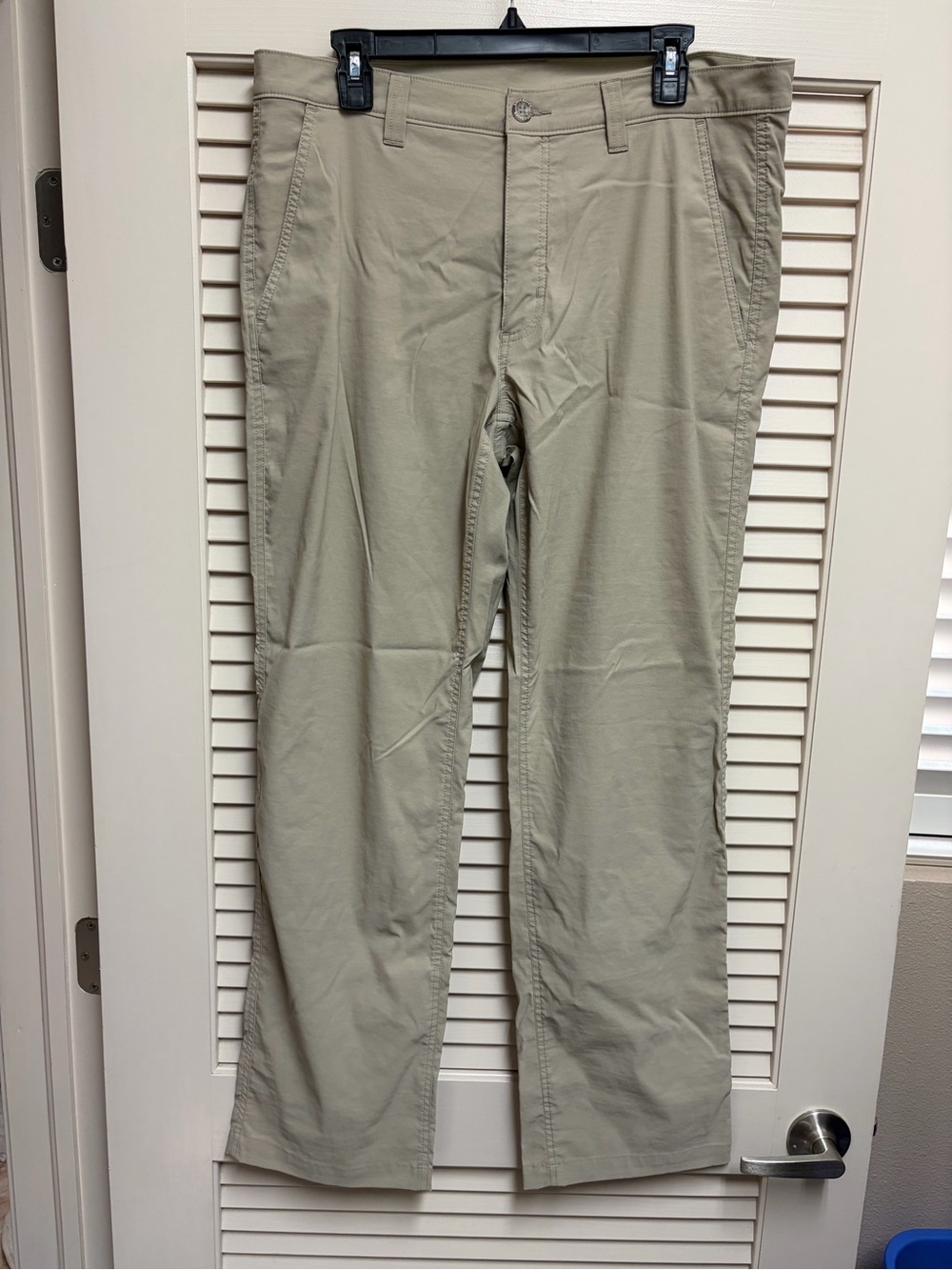 Eddie Bauer Mens 35x32 (Act 34x32) Khaki Travel Pants Stretch Nylon Outdoor